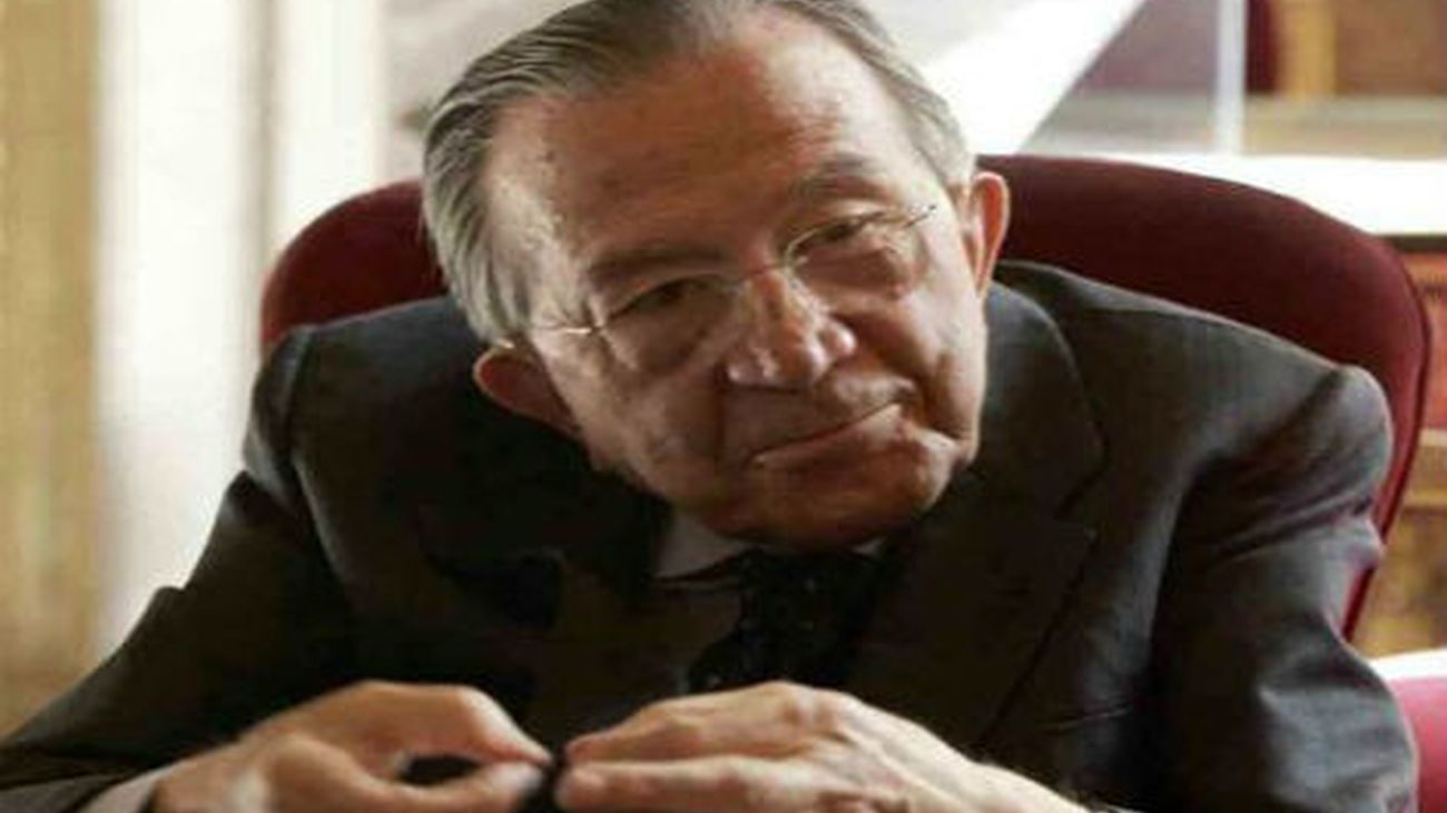 Muere Giulio Andreotti, siete veces primer ministro de Italia