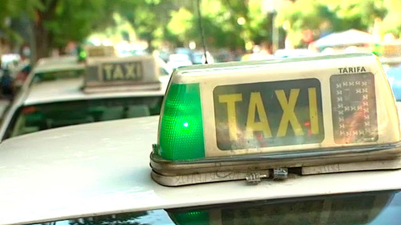 what is the cost of a taxi from madrid airport to the city center