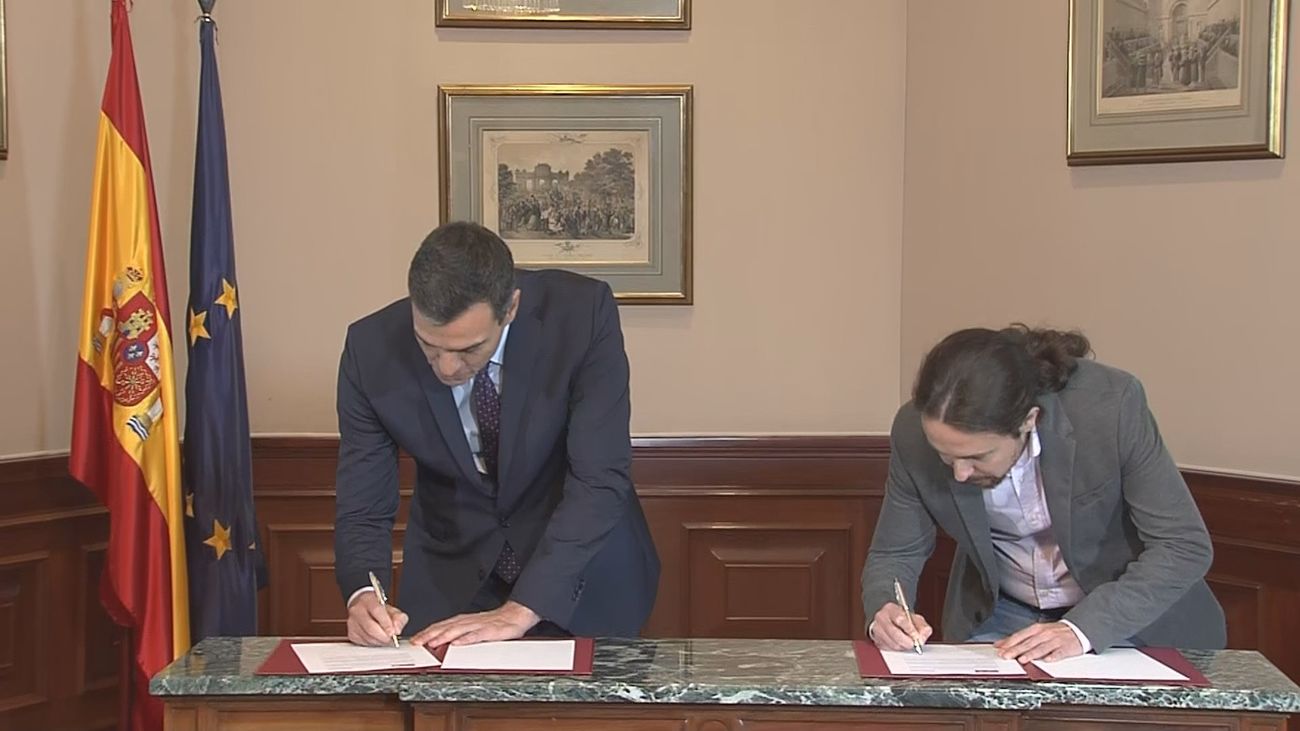 Sánchez e  Iglesias firman su acuerdo