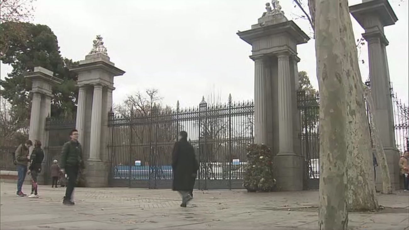 El Retiro permanecerá cerrado por el viento