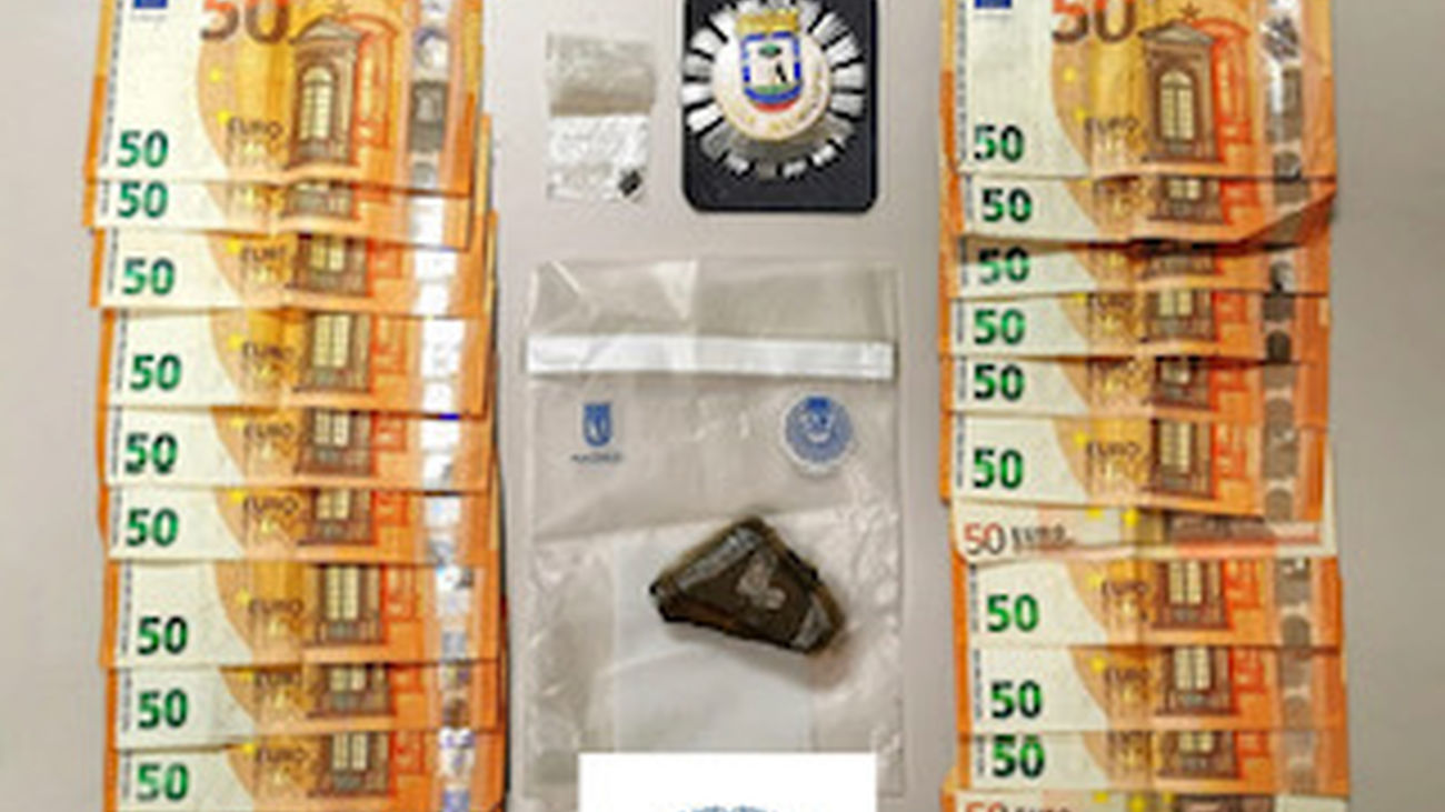 Dinero y droga decomisada por la Policía Municipal
