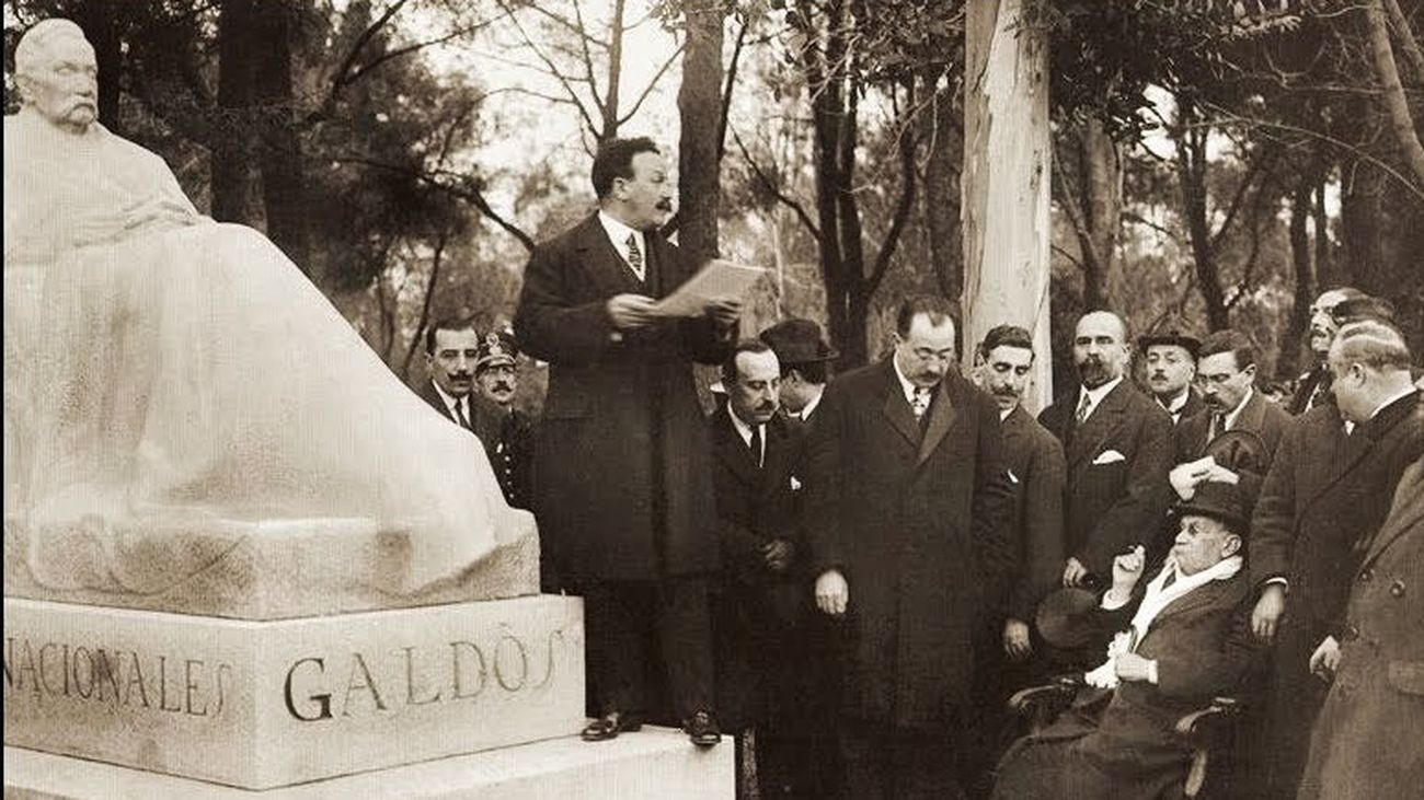 Inauguración de la estatua de Galdós en el parque de El Retiro