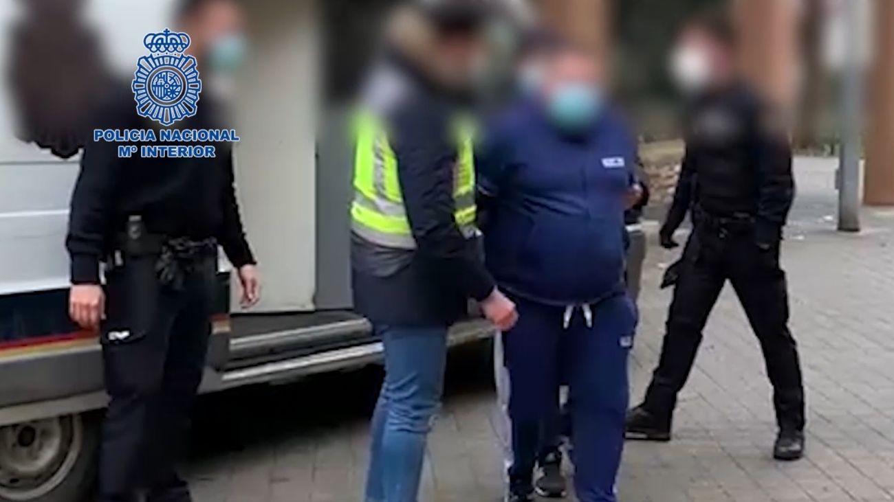 Momento de la detención en Fuenlabrada del peligroso fugitivo