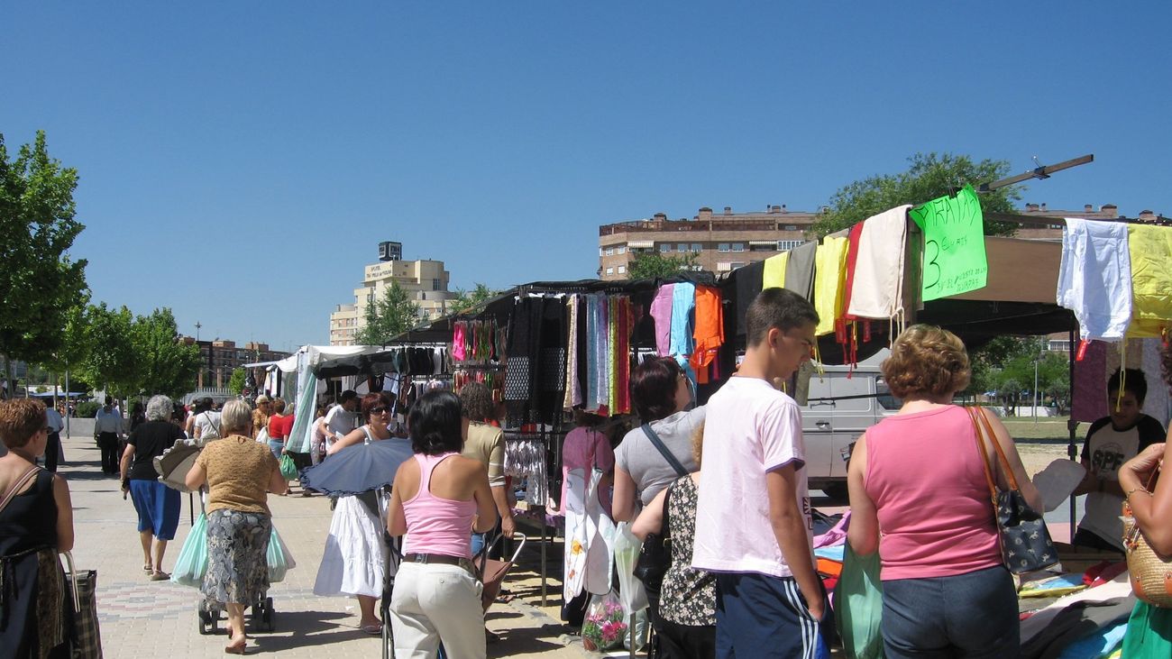 El Mercadillo de Coslada se celebrará este viernes con algunos puestos reubicados y vigilancia policial de las medidas