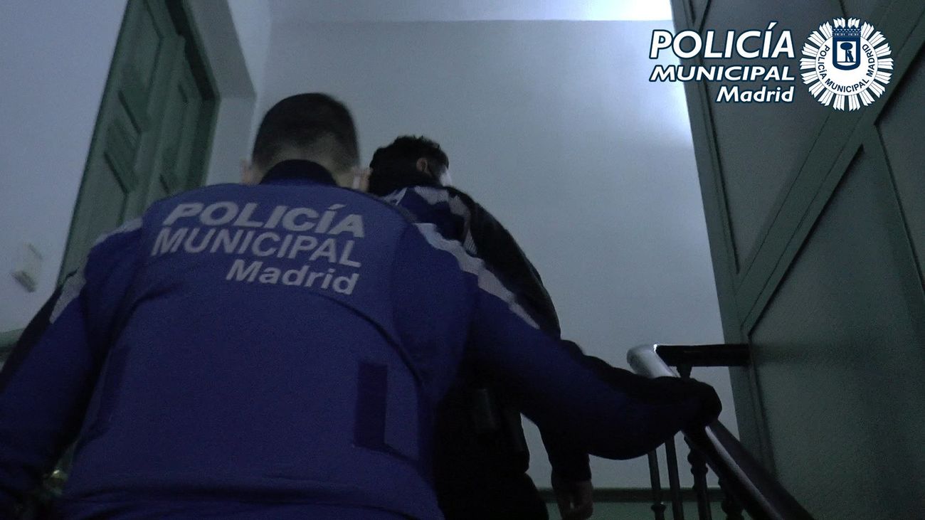 Actuación de la Policía Municipal de Madrid contra una fiesta ilegal