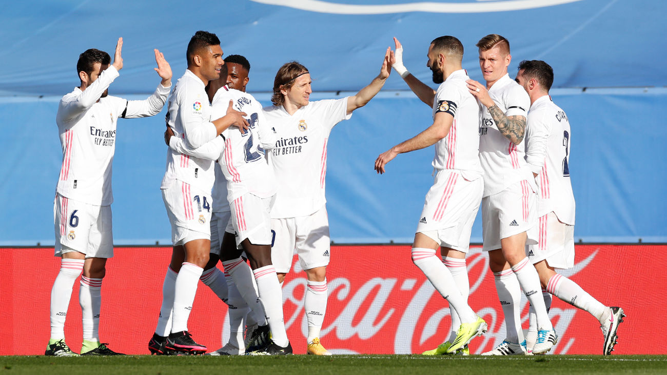 El Real Madrid firma su tercer triunfo consecutivo (2-0)
