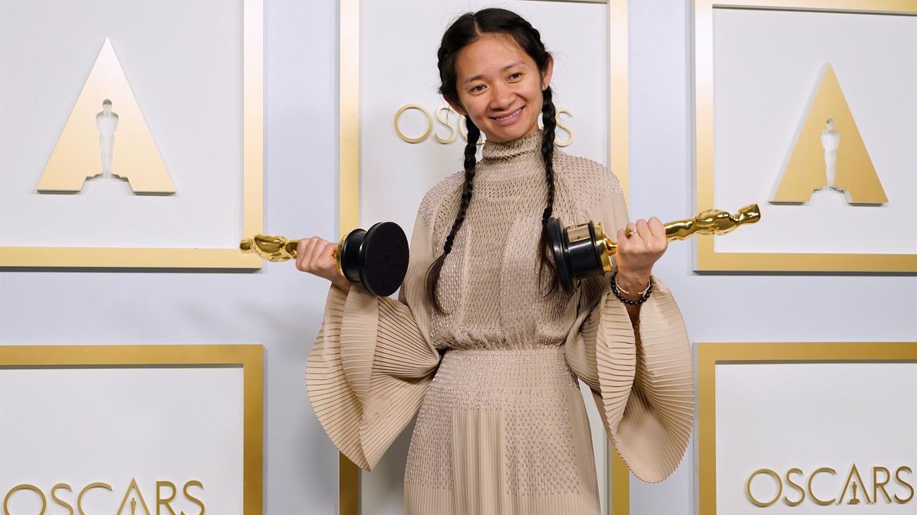 'Nomadland' de Chloé Zhao hace historia  en los Oscar de la pandemia