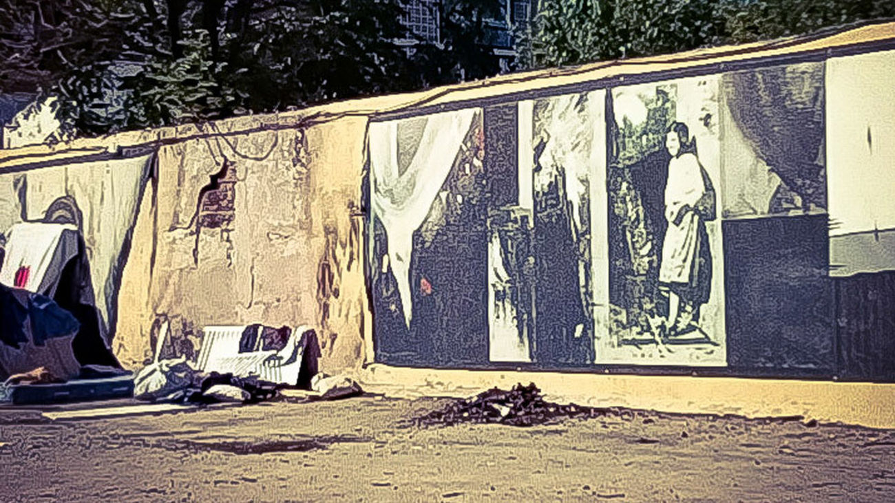 Mural de Robert Capa quemado en Peironcely 10