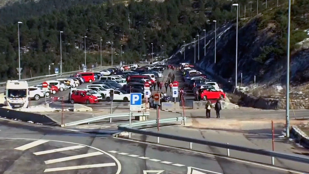 Aparcamiento de la sierra de Madrid