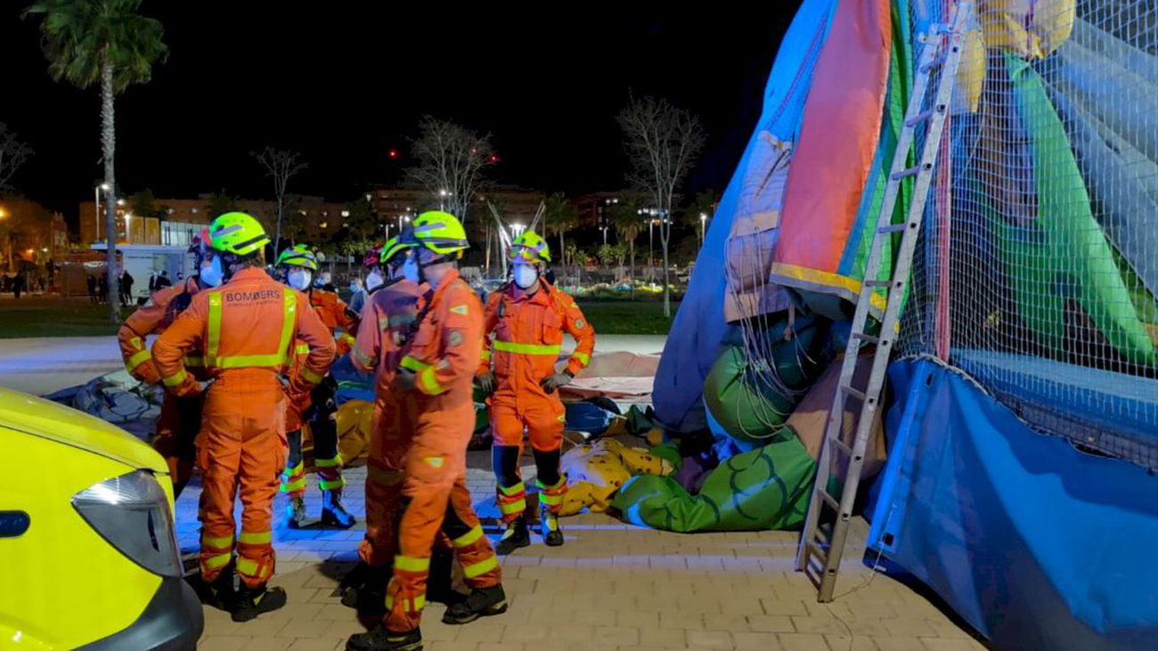 Imagen del castillo hinchable accidentado en Mislata