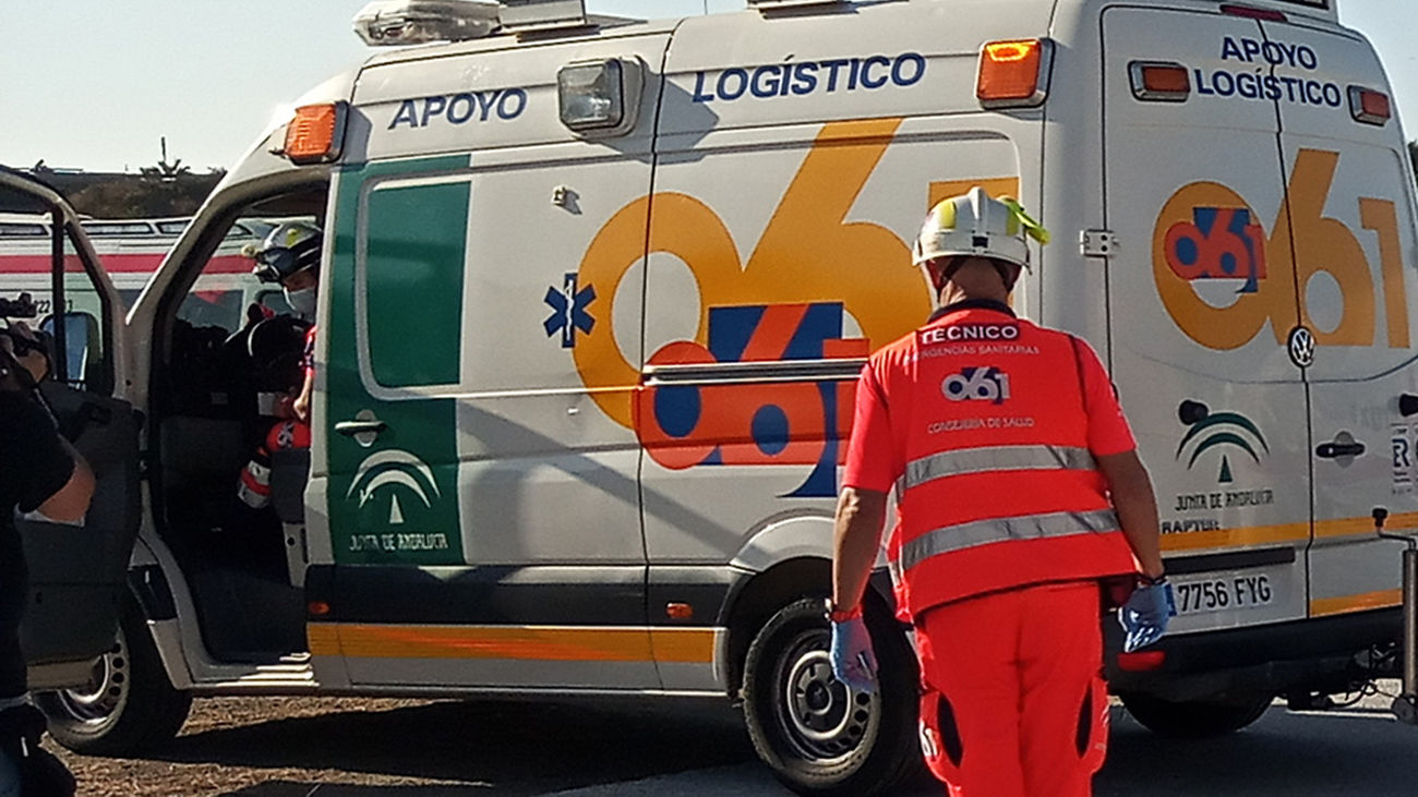 Ambulancia del Centro de Emergencias Sanitarias 061 de Andalucía