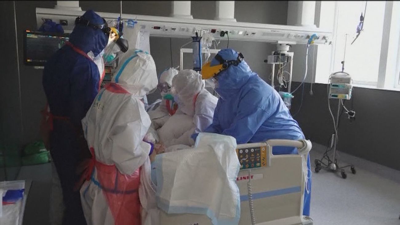España supera las 100.000 muertes 'oficiales' por la pandemia