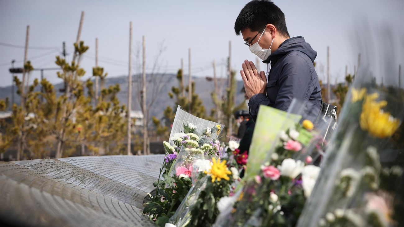 Japón recuerda a las víctimas del tsunami y del desastre atómico de Fukushima