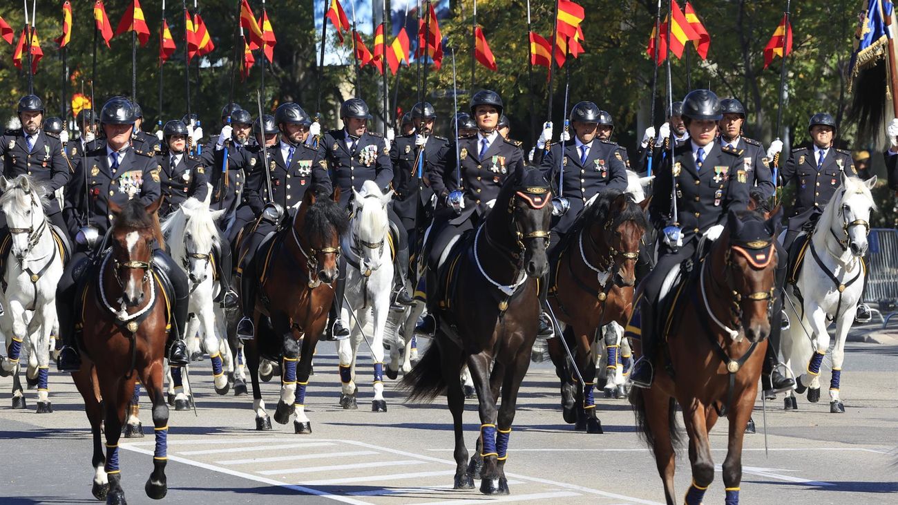 Desfile militar del 12 de octubre: las mejores imágenes