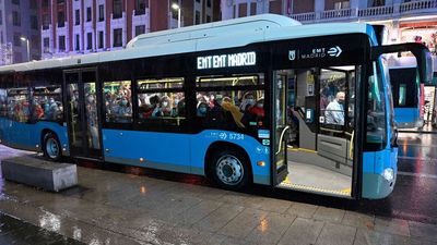 La EMT refuerza su servicio por la Feria del Libro en 14 líneas de autobús