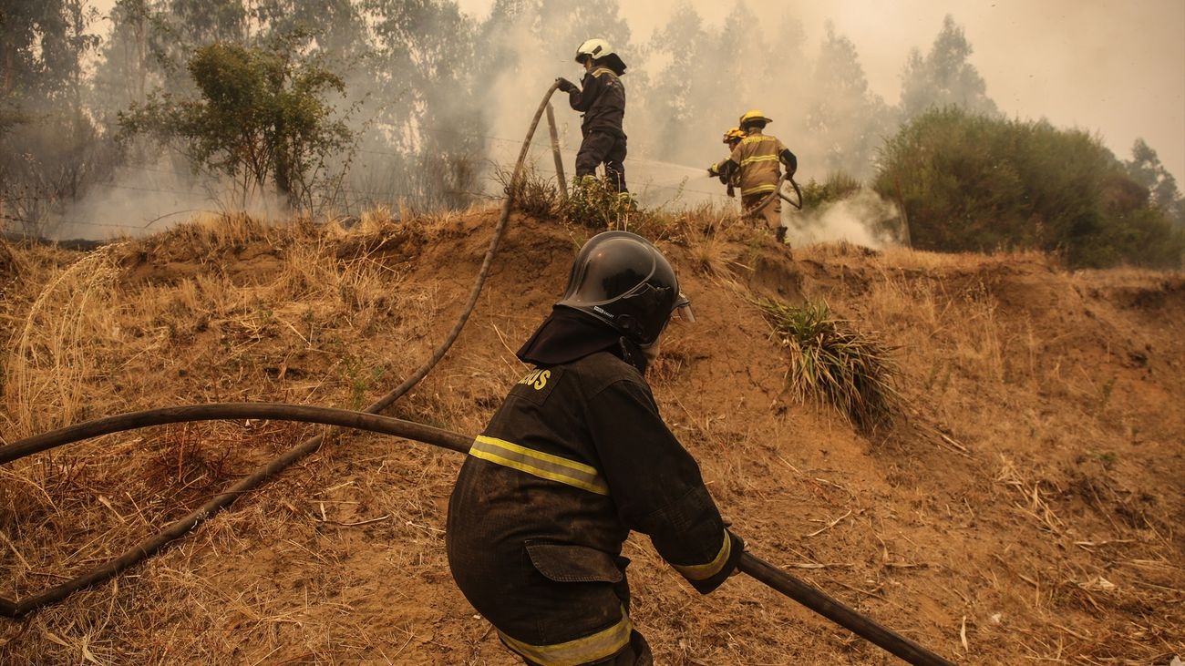 Chile detiene a 28 personas por los incendios que asolan el país