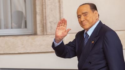 El mundo de la política valora la figura de Berlusconi