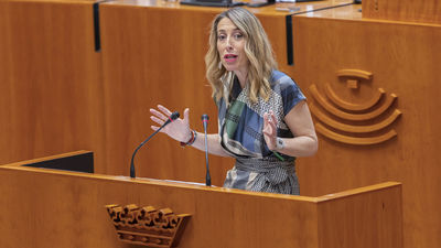 María Guardiola, investida presidenta de la  Junta de Extremadura con el apoyo de PP y Vox