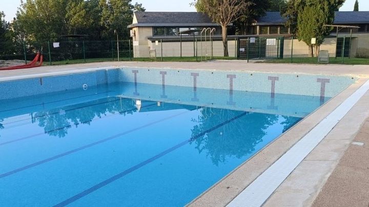 El Canal devuelve a Hoyo 21.000 euros de una factura por fugas de agua en la piscina
