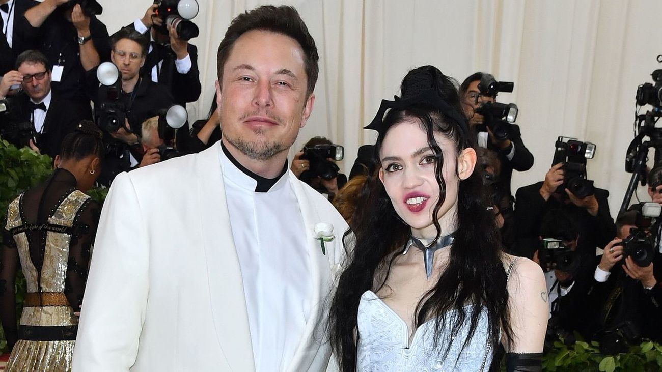 Elon Musk y su actual esposa,  la cantante Grime
