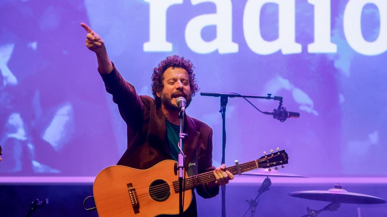 La banda Niños Mutantes en el patio de La Casa Encendida, en Madrid