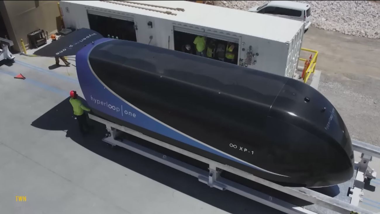 V1 vi. Virgin Hyperloop. Virgin Hyperloop компания.