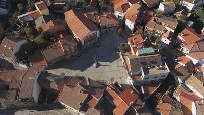 Descubriendo Fresnedillas de la Oliva: el pueblo que 'viajó' a la Luna