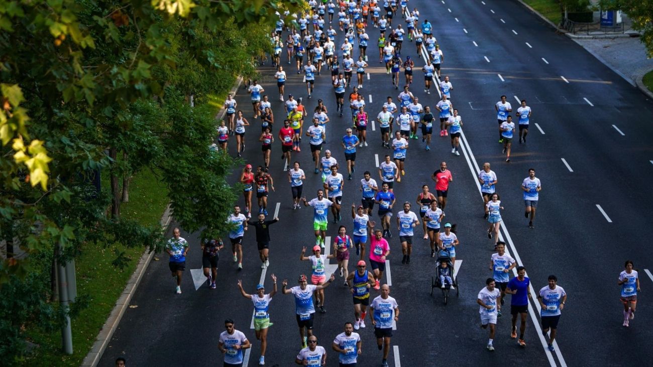 Participantes en una carrera popular