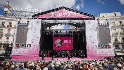 Zarzuela y Break Dance abren las fiestas del 2 de Mayo en la Puerta del Sol