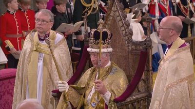 Primer aniversario de la coronación de Carlos III, empañado por la enfermedad y la enemistad de sus hijos