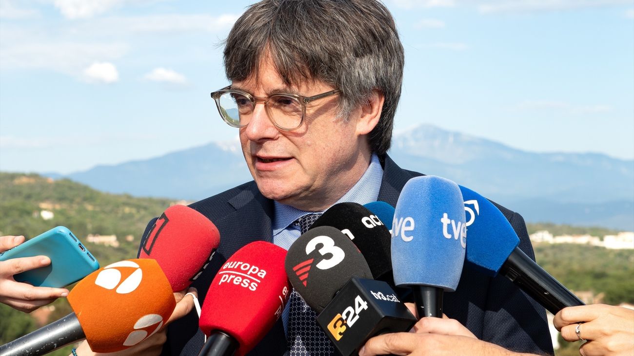 Carles Puigdemont realiza unas declaraciones a la prensa en la localidad d´Argelers