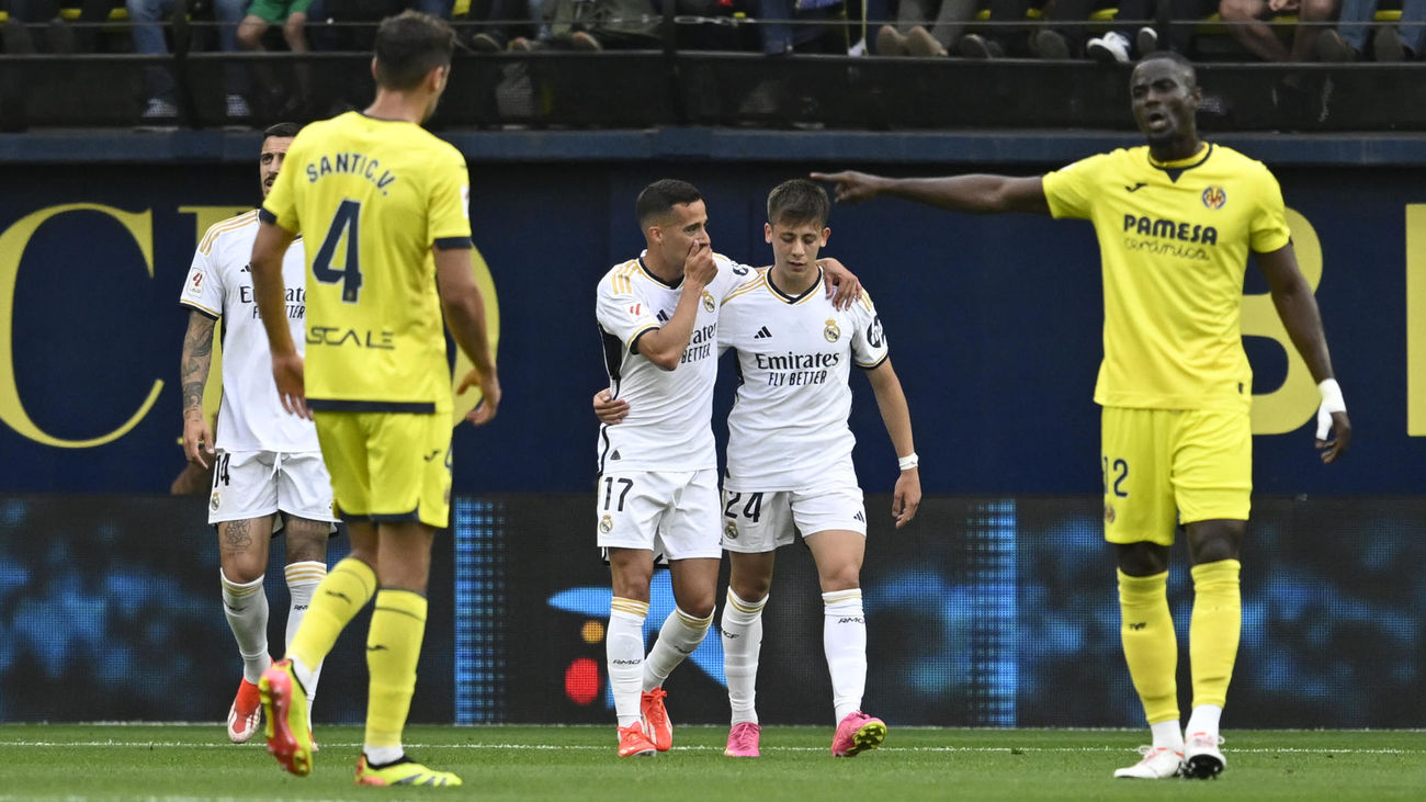 Güler y Lucas Vázquez celebran un gol en Villarreal