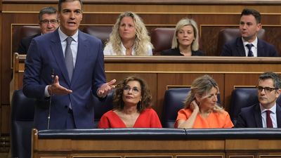 Sánchez denuncia la “escalada en violencia verbal” del PP y Vox mientras Podemos alerta de la “deriva belicista” del Gobierno