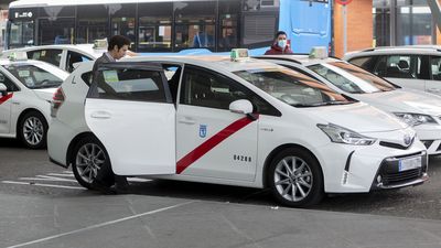A partir del 1 de junio se pueden pedir las nuevas ayudas de Madrid para la adquisición de taxis de bajas emisiones