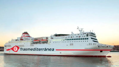 Imbroda tacha de "aberrante" que Trasmediterránea quite el nombre de Melilla a un barco que irá a Marruecos