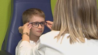 La Comunidad de Madrid dará gafas graduadas gratuitas a menores de 14 años con miopía o astigmatismo