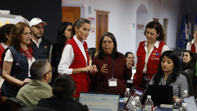 La reina Letizia visita un centro de apoyo a mujeres víctimas de violencia machista en Guatemala