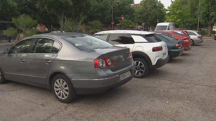 Denuncian una ola de robos de coches en Ciudad Pegaso "a diario y a plena luz del día"