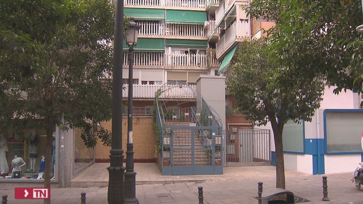 Vecinos atemorizados por un narcopiso en el barrio de Polvoranca, en Alcorcón