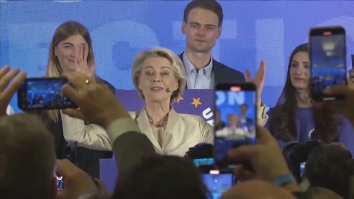 Von der Leyen, la ganadora de las elecciones  "abierta" a otros pactos tras tender la mano a socialistas y liberales