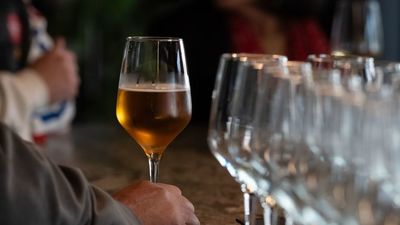 Los españoles beben menos cerveza por la inflación, las ventas caen un 0,7%