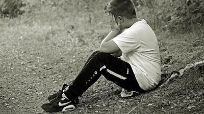 El 55% de los jóvenes con problemas económicos sufre problemas de salud mental, pero el 38% no pide ayuda