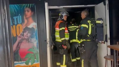 Un incendio en una discoteca de Usera obliga a desalojar a los vecinos de sus viviendas