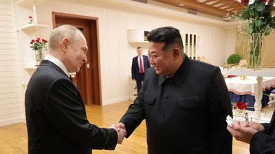 Putin y Kim Jong-Un oficializan su alianza anti-Occidente con un acuerdo de asistencia mutua