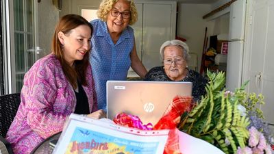 Francisca cumple 100 años en Algete con una vida de 'Aventura'
