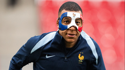 Mbappé estará disponible con máscara para jugar ante Holanda