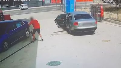 Dos detenidos por robar en coches de turistas en gasolineras de la autovía del Mediterráneo