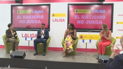 LaLiga y el Gobierno trabajarán conjuntamente para combatir el racismo