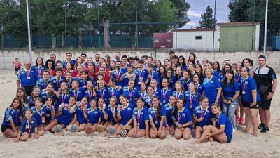 Getasur cierra la Liga de Balonmano Playa de Madrid con medallas en todas las categorías femeninas
