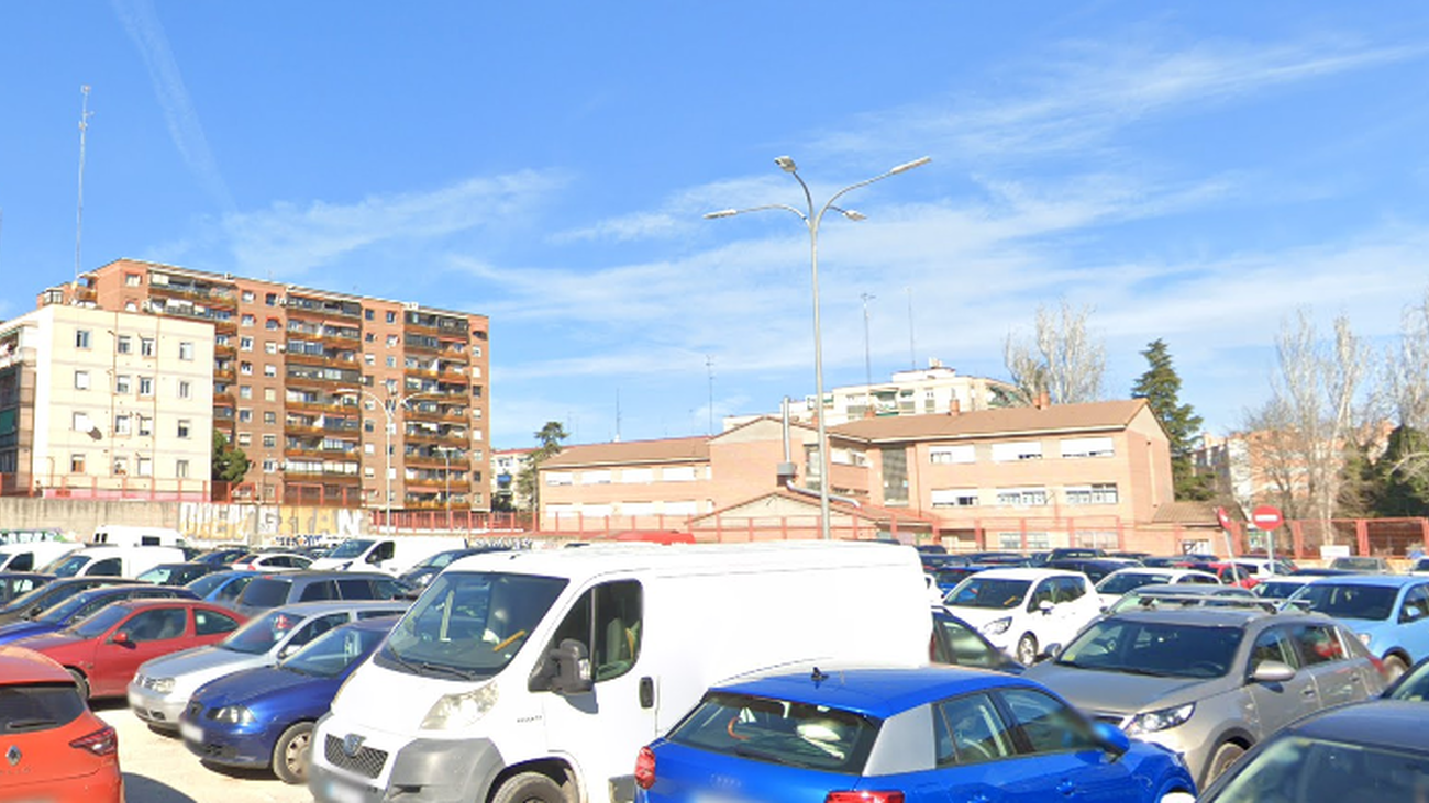 Parcela de Alcorcón que albergará el nuevo espacio de esparcimiento y aparcamiento disuasorio